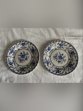 SET OF 2 VINTAGE JOHNSON BROTHERS INDIES IRONSIDE 6” SAUCERS - MADE IN ENGLAND